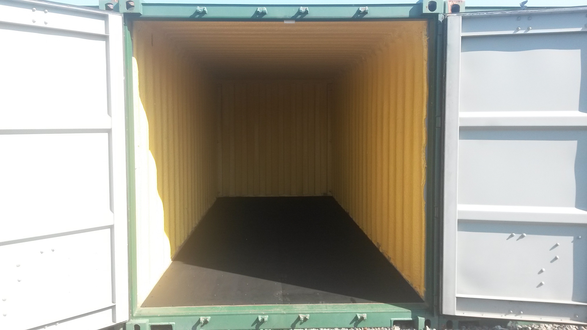 Wellington Self Storage - Insulated Containers